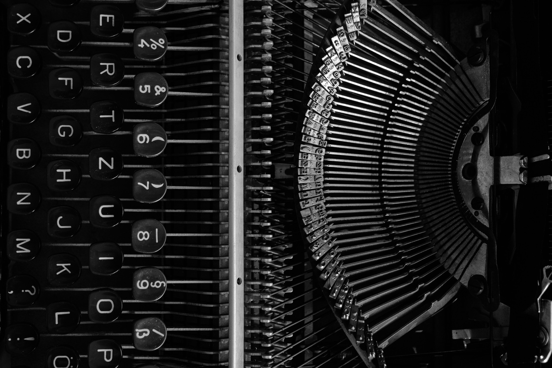 Mechanical hammers with alphabet for typing old typewriter.
